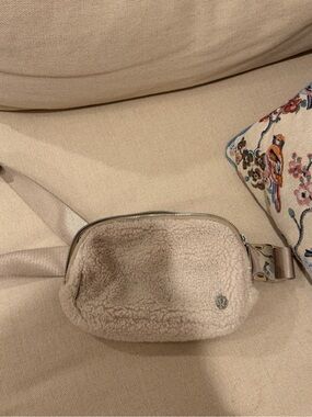 lululemon athletica Cream Sherpa Crossbody Belt Bag